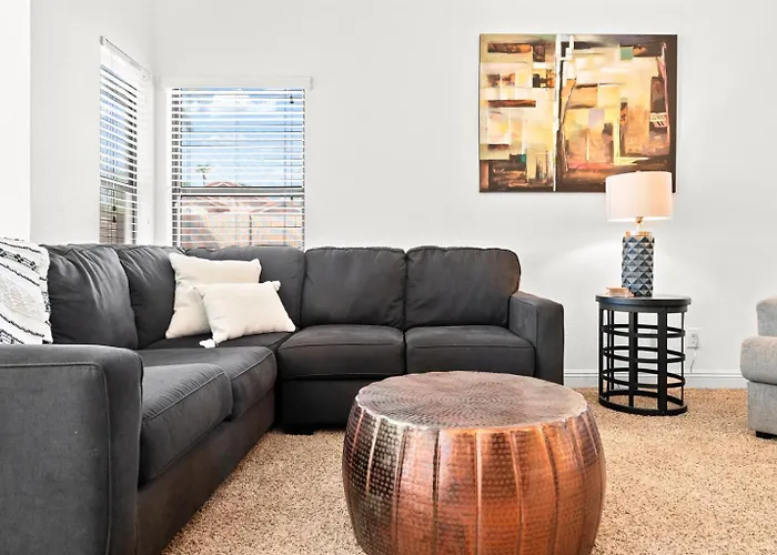 Heated Pool & Spa, Game Room, 4 Bdrm *