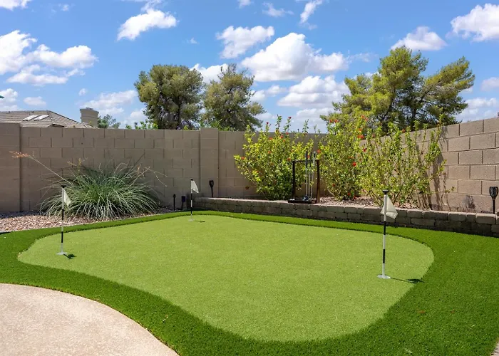 Heated Pool & Spa, Game Room, 4 Bdrm Glendale